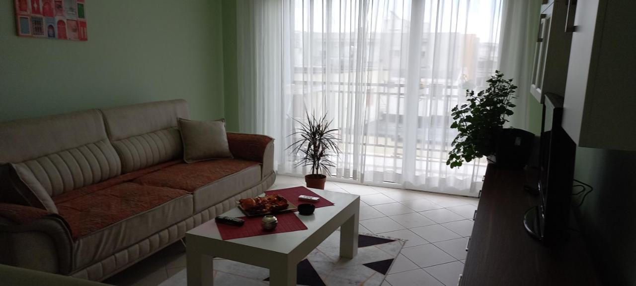 Gold Key Apartments, Durres Beach Exteriör bild