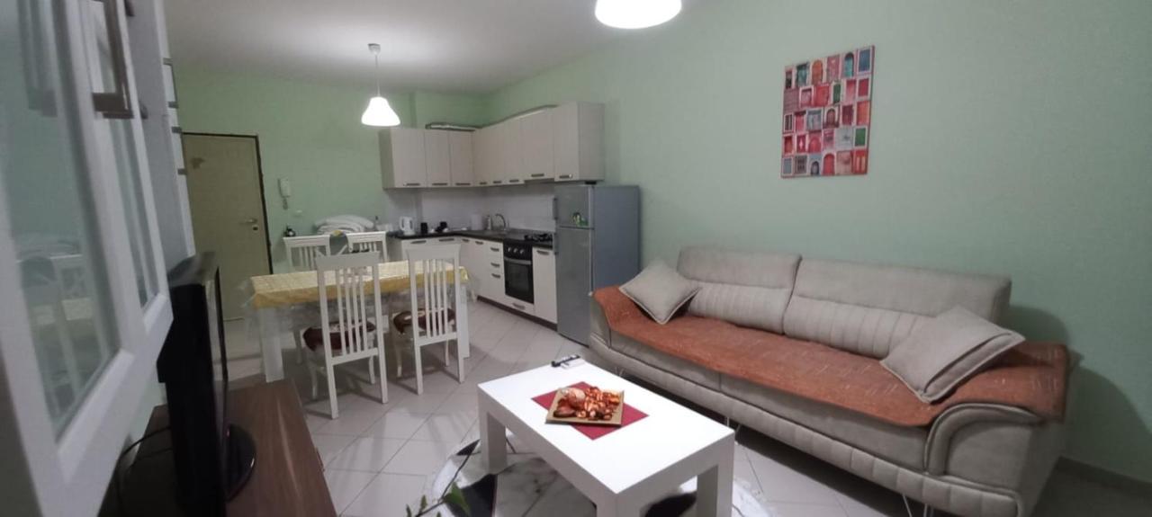 Gold Key Apartments, Durres Beach Exteriör bild