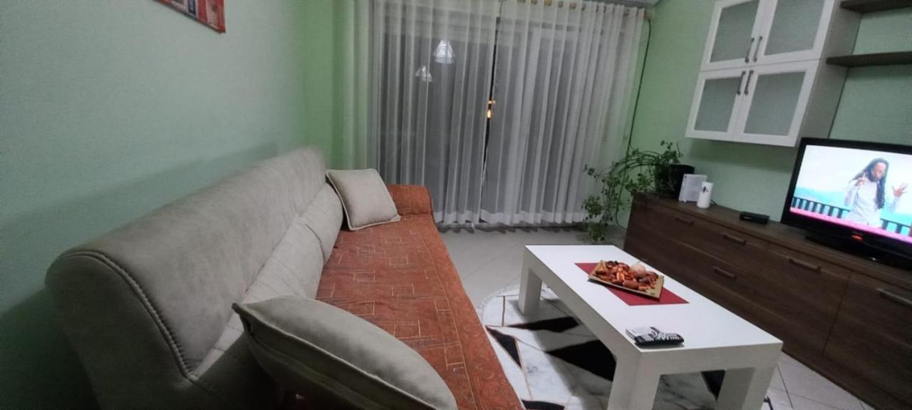 Gold Key Apartments, Durres Beach Exteriör bild