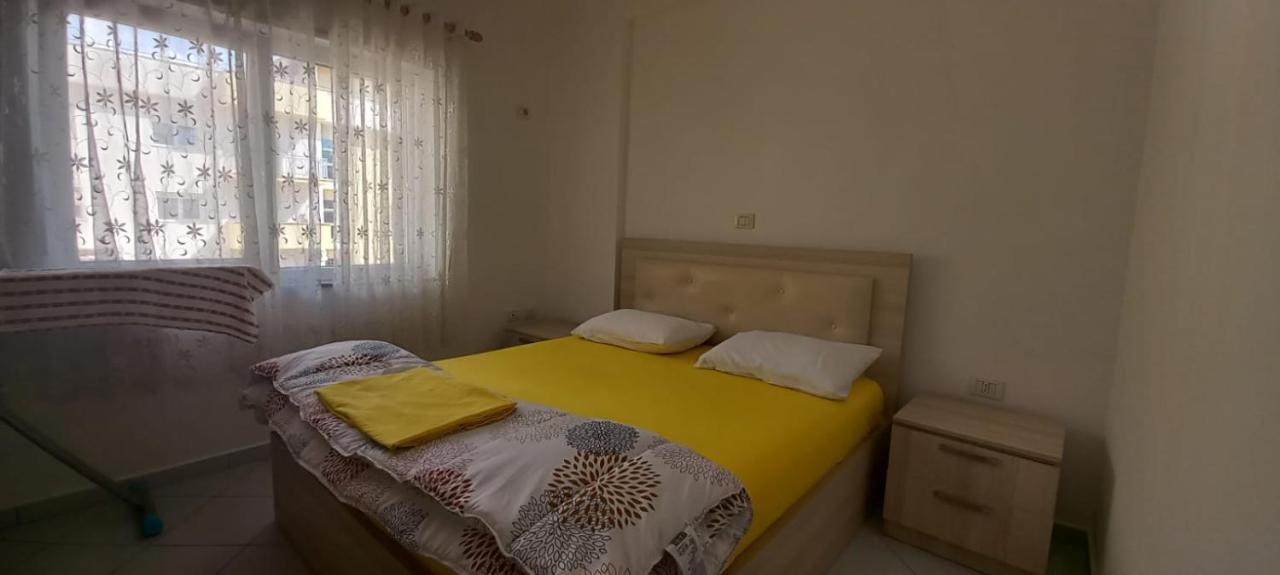Gold Key Apartments, Durres Beach Exteriör bild