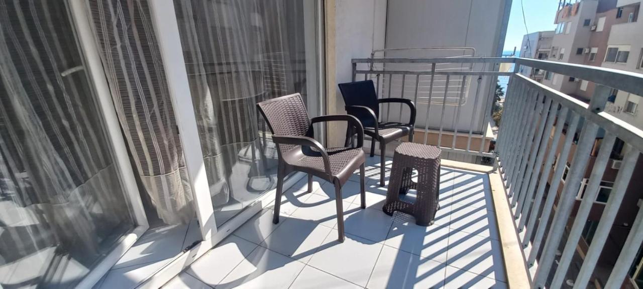 Gold Key Apartments, Durres Beach Exteriör bild